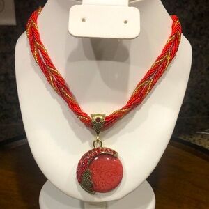 0-1- Elegant Red rhinestone ,beaded necklace and Gold hardware.